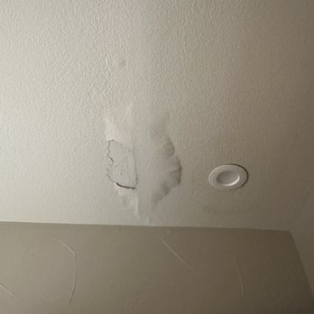 Team Enoch - Dallas - Leak damage to bathroom ceiling - Heating & Air Conditioning/HVAC Near Me - Addison, Texas Team Enoch - Dallas - Leak damage to bathroom ceiling - Heating & Air Conditioning/HVAC Near Me - Addison, Texas
