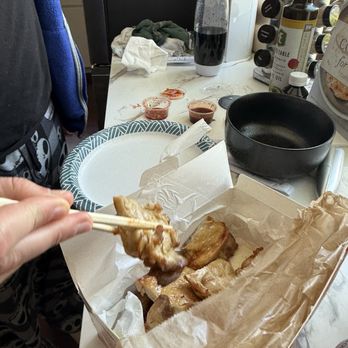 Vons Chicken - Chicken Wings Near Me - Redwood City, California