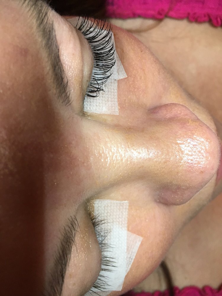 Skin Eden & Eyelash Envy Logo