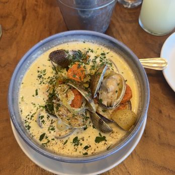 Hog Island Larkspur - Clam chowder - Seafood Near Me - Larkspur, California Hog Island Larkspur - Clam chowder - Seafood Near Me - Larkspur, California