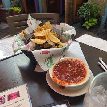 The Shed - Starting out with mezcal margs, chips and salsa. Wow that's great salsa! Very flavorful! - New Mexican Cuisine Near Me - Santa Fe, New Mexico The Shed - Starting out with mezcal margs, chips and salsa. Wow that's great salsa! Very flavorful! - New Mexican Cuisine Near Me - Santa Fe, New Mexico