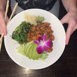 Salmon Poke*