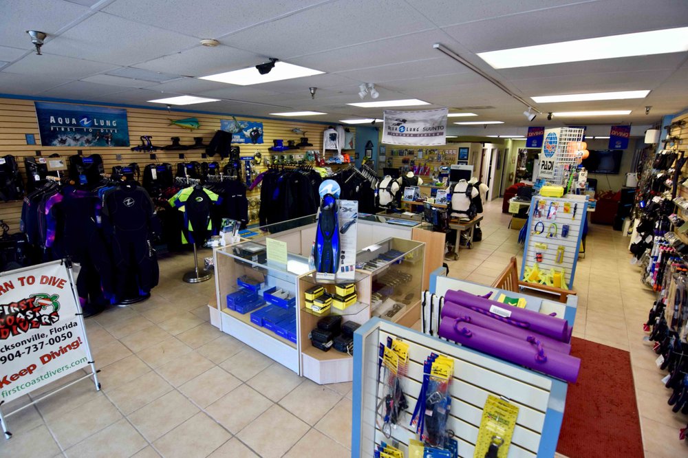 FIRST COAST DIVERS 15 Photos Scuba Diving 2777 University Blvd W