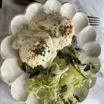 Augustine - Dangerous crab eggs Benedict - Desserts Near Me - San Jose, California