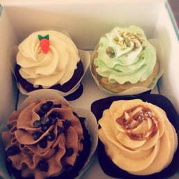Carrot, Pistachio, Death by Chocolate and Caramel four amazing cupcakes! Sweet Mary's never let me down :) Carrot, Pistachio, Death by Chocolate and Caramel four amazing cupcakes! Sweet Mary's never let me down :)
