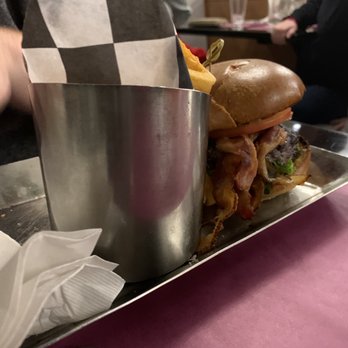 The Suburban Diner - BBQ Burger - Diners Near Me - Paramus, New Jersey The Suburban Diner - BBQ Burger - Diners Near Me - Paramus, New Jersey