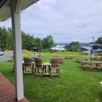 Craft Beer Xchange - Pubs Near Me - Laconia, New Hampshire