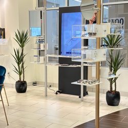 Rockland Eye - LINDBERG display. LINDBERG dealer