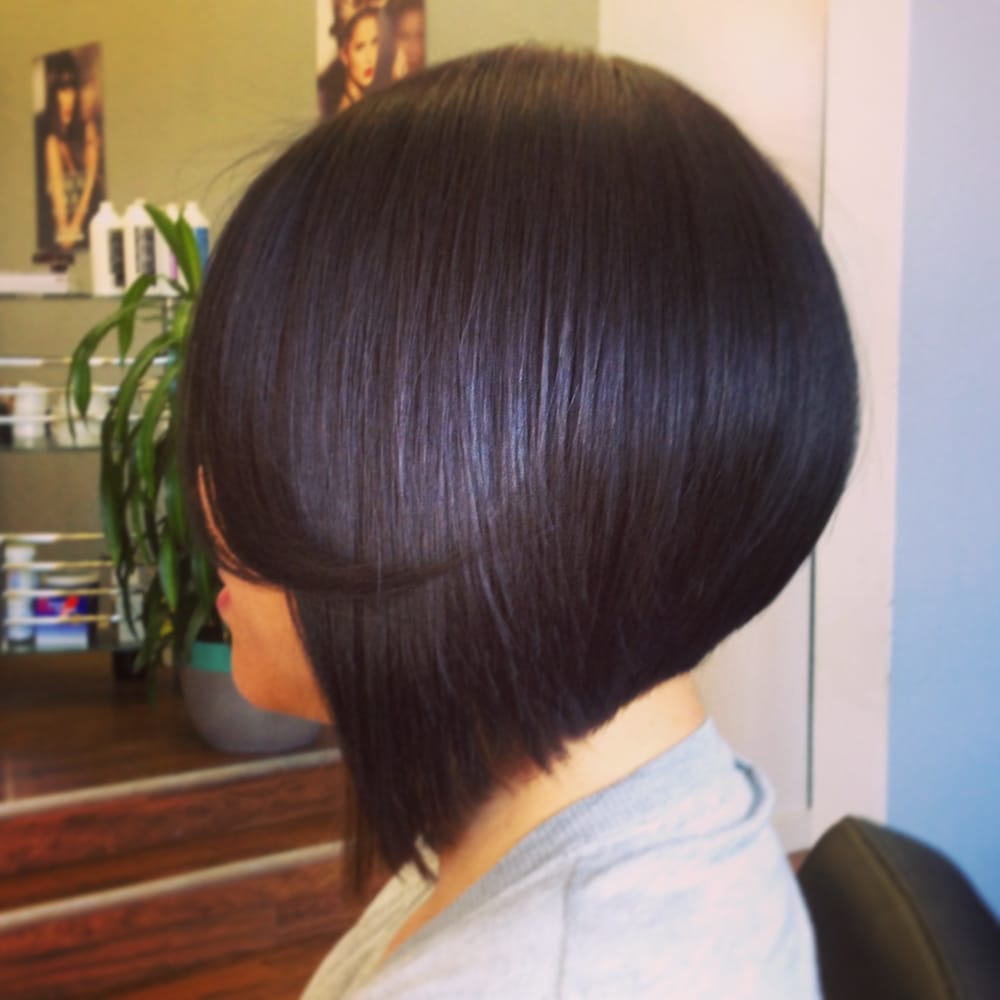Deep Angled Bob Emannyb Hair Salon Leslieville Toronto Yelp