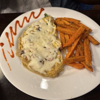 Golden Leaf Bistro - Florentine Omelette with Sweet Potato Fries - Bars Near Me - Danville, Virginia Golden Leaf Bistro - Florentine Omelette with Sweet Potato Fries - Bars Near Me - Danville, Virginia