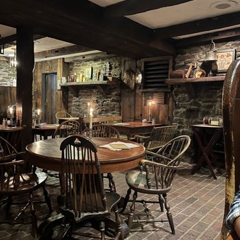 Dobbin House Tavern - Dinning area - Bars Near Me - Gettysburg, Pennsylvania