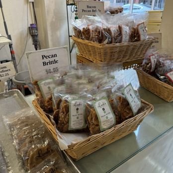 Leah's Pralines - candy shop - Candy Stores Near Me - New Orleans, Louisiana Leah's Pralines - candy shop - Candy Stores Near Me - New Orleans, Louisiana