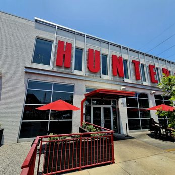 Vui's Kitchen - the outside of the restaurant - Vietnamese Near Me - Nashville, Tennessee