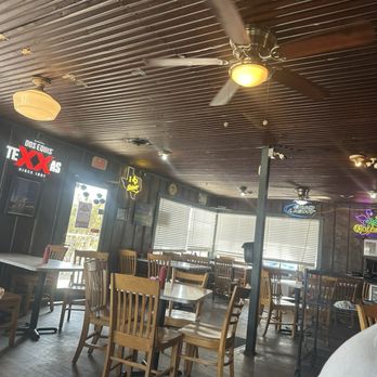 Roadhouse - Inside - Burgers Near Me - Bastrop, Texas Roadhouse - Inside - Burgers Near Me - Bastrop, Texas