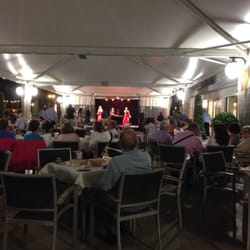 Círculo Mercantil e Industrial de Sevilla - Inaugurando el curso, de las fiestas veraniegas.
