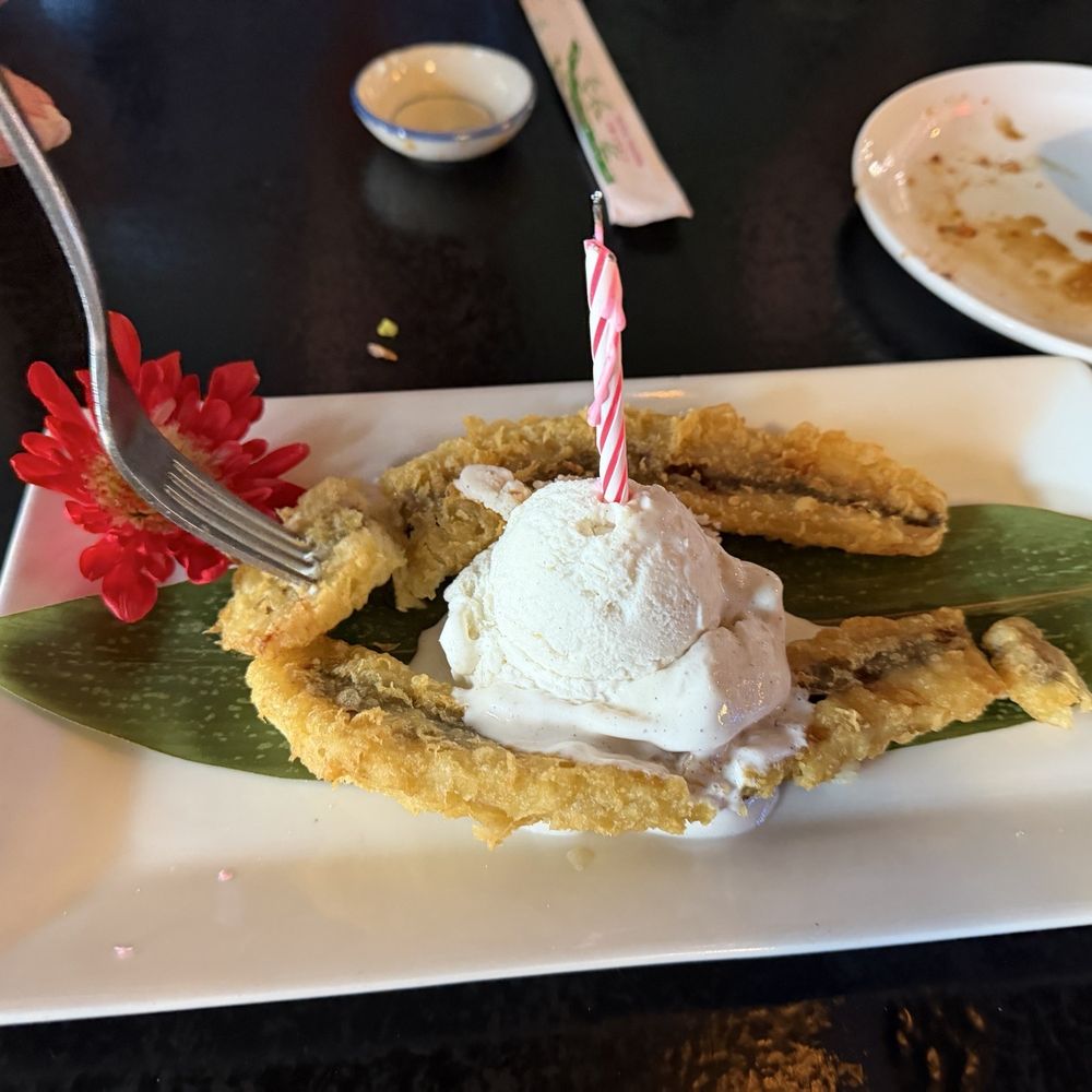 Sushi Thai - B-Day dessert. - Thai Near Me - Buena Vista, Colorado Sushi Thai - B-Day dessert. - Thai Near Me - Buena Vista, Colorado