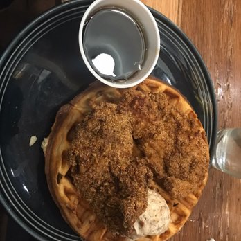 Cherry Street Pub - Pecan Chicken Waffles - Pubs Near Me - Lancaster, Ohio