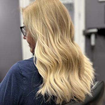 Beachside Salon - Hair Stylists Near Me - Gulf Shores, Alabama Beachside Salon - Hair Stylists Near Me - Gulf Shores, Alabama