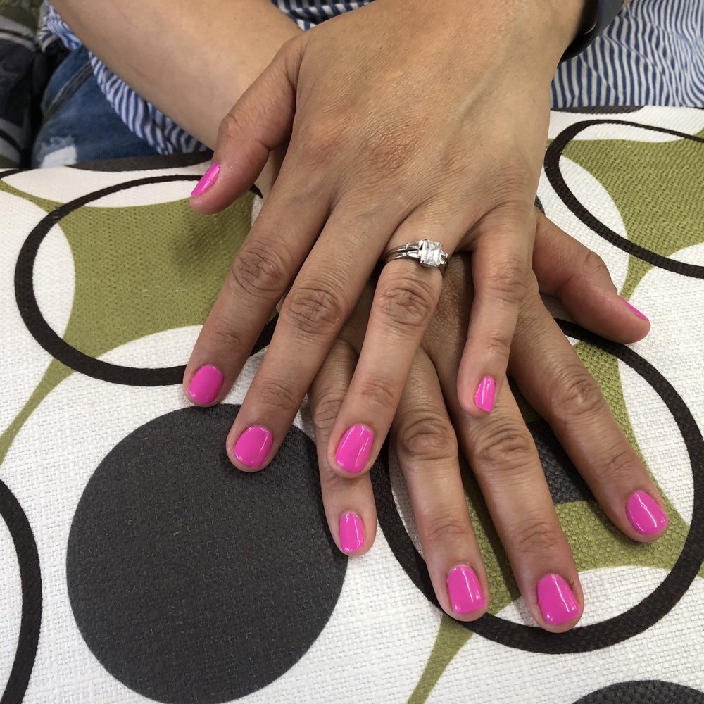 Paradise Nails & Spa - Happy client - Nail Salons Near Me - Los Angeles, California