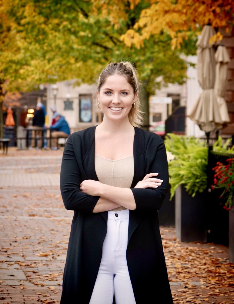 ERICA VAN DISSEL REAL ESTATE PROFESSIONAL Updated July 2024