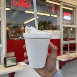 Alice's Place - Reese's Flurry