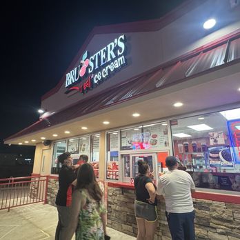 Bruster's Real Ice Cream - Desserts Near Me - Conroe, Texas Bruster's Real Ice Cream - Desserts Near Me - Conroe, Texas