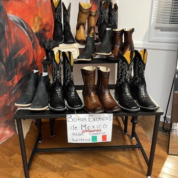 NOFO Country Outfitters - Exotic Boots: Ostrich, Crocodile, pyton and Venison Skin 100% - Shoe Stores Near Me - Mattituck, New York NOFO Country Outfitters - Exotic Boots: Ostrich, Crocodile, pyton and Venison Skin 100% - Shoe Stores Near Me - Mattituck, New York