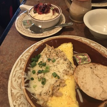 Another Broken Egg Cafe - Amazing Floridian omelette! - Breakfast & Brunch Near Me - Panama City Beach, Florida