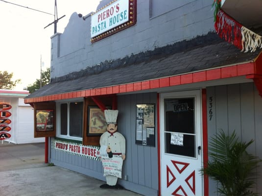 Piero's Pasta House by null