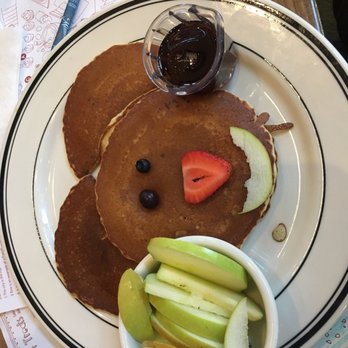 Mimi's Cafe - My daughter added the apple slice for a mouth - American Near Me - Torrance, California