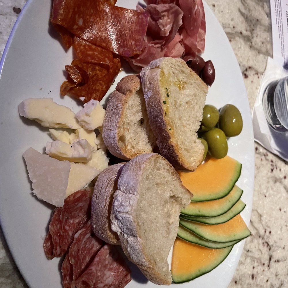 Hanny's - Hanny's Bar Plate - Lounges Near Me - Phoenix, Arizona Hanny's - Hanny's Bar Plate - Lounges Near Me - Phoenix, Arizona