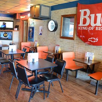 Leamen's Bar and Grill - the dining area - American Near Me - Geneseo, Illinois Leamen's Bar and Grill - the dining area - American Near Me - Geneseo, Illinois