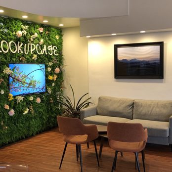 Look Up Dessert Cafe - Ice Cream & Frozen Yogurt Near Me - Chesapeake, Virginia