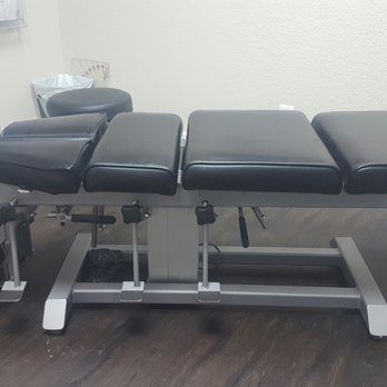 West Coast Chiropractic - Chiropractors Near Me - Temecula, California