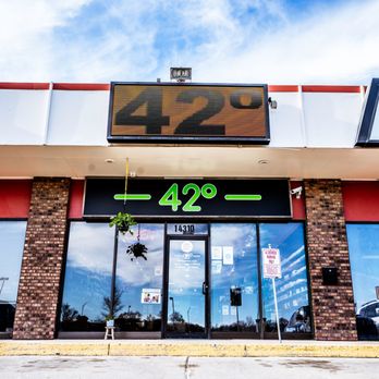 42 Degrees - 42 Degrees Millard Storefront - Vape Shops Near Me - Omaha, Nebraska 42 Degrees - 42 Degrees Millard Storefront - Vape Shops Near Me - Omaha, Nebraska