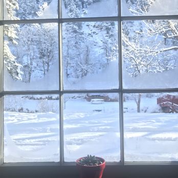 Boulder Adventure Lodge - Hotels Near Me - Boulder, Colorado