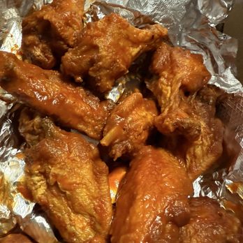 Andriaccio's Restaurant - Medium buffalo chicken wings - Pizza Near Me - Mayville, New York