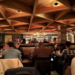 Hen of the Wood - Burlington - Interior