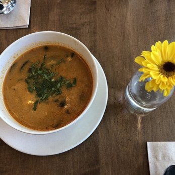 Flower Child - Thai chicken soup - Salad Near Me - Houston, Texas Flower Child - Thai chicken soup - Salad Near Me - Houston, Texas