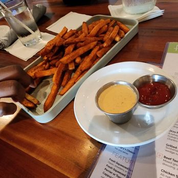 HUNGRY’S - RICE VILLAGE - Updated November 2024 - 1320 Photos & 1114 ...