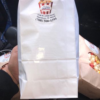 Idella's Chicago Style Popcorn - Idellas special mixed with hot large - Popcorn Shops Near Me - Markham, Illinois