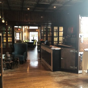 Flatiron - Interior - American Near Me - Indianapolis, Indiana