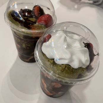 Bobazona - Dubai Chocolate Strawberry Cups ($20 each) - Coffee & Tea Near Me - Tempe, Arizona