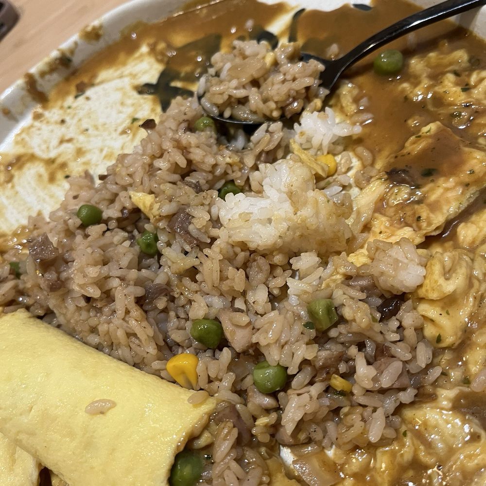 Kyuramen - Brookline - Tonkatsu Omurice Combo with Curry Sauce ... not sure why there was a bunch of just plain white rice in there - Ramen Near Me - Brookline, Massachusetts Kyuramen - Brookline - Tonkatsu Omurice Combo with Curry Sauce ... not sure why there was a bunch of just plain white rice in there - Ramen Near Me - Brookline, Massachusetts