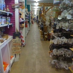 Bojons Surf and Gifts - The aisle hall of sea junk.