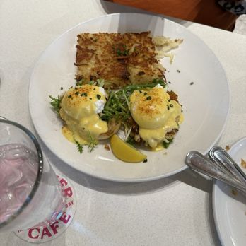 Day Maker Half Day Cafe - Eggs Benedict - Breakfast & Brunch Near Me - Austin, Texas Day Maker Half Day Cafe - Eggs Benedict - Breakfast & Brunch Near Me - Austin, Texas