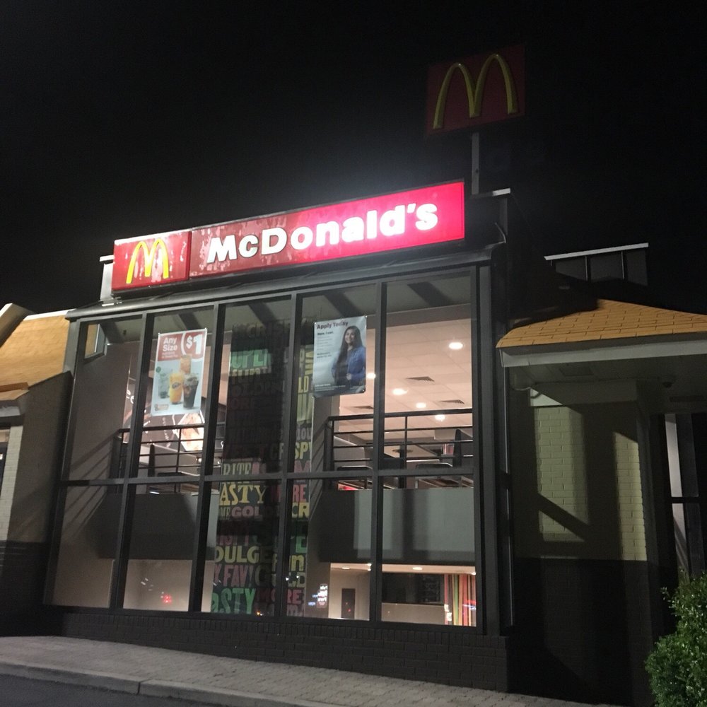 McDonald's - This mcdonalsd is now 2019% closed - Burgers Near Me - Sterling, Virginia