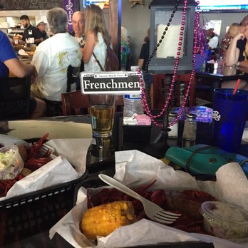 Famous Sam's - Sports Bars Near Me - Tucson, Arizona Famous Sam's - Sports Bars Near Me - Tucson, Arizona