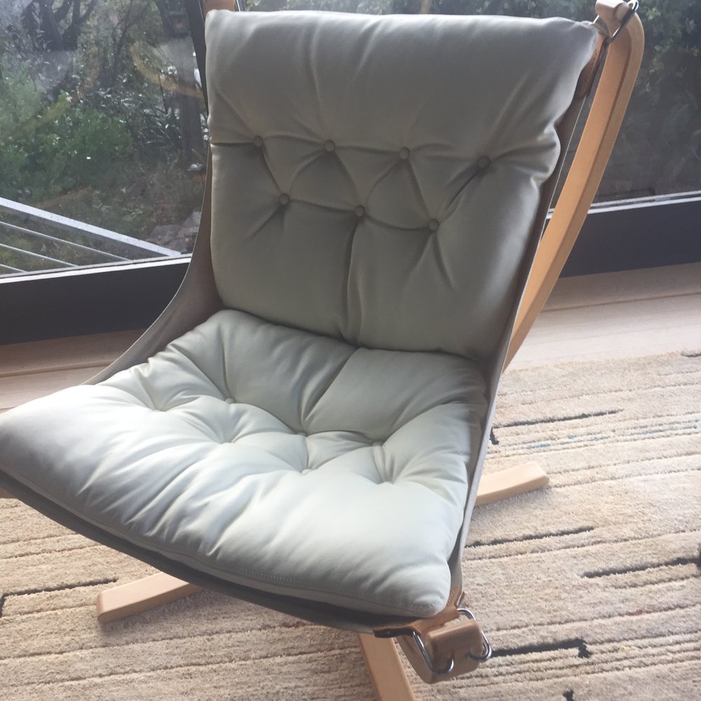 Red Door Upholstery - Furniture Reupholstery Near Me - Richmond, California Red Door Upholstery - Furniture Reupholstery Near Me - Richmond, California