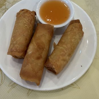 Hei La Moon - Spring Egg Roll - Dim Sum Near Me - Boston, Massachusetts Hei La Moon - Spring Egg Roll - Dim Sum Near Me - Boston, Massachusetts
